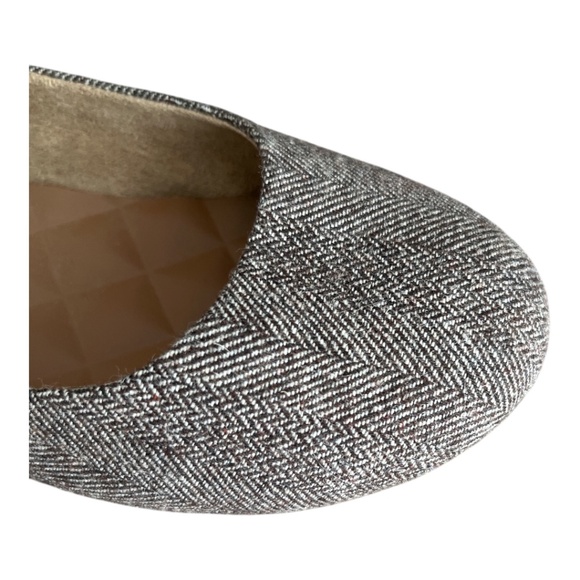 Mudd Herringbone Flats - Picture 3 of 6
